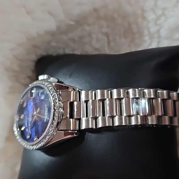 STUHRLING WOMAN'S LUXURY 31MM WATCH - Picture 9 of 12